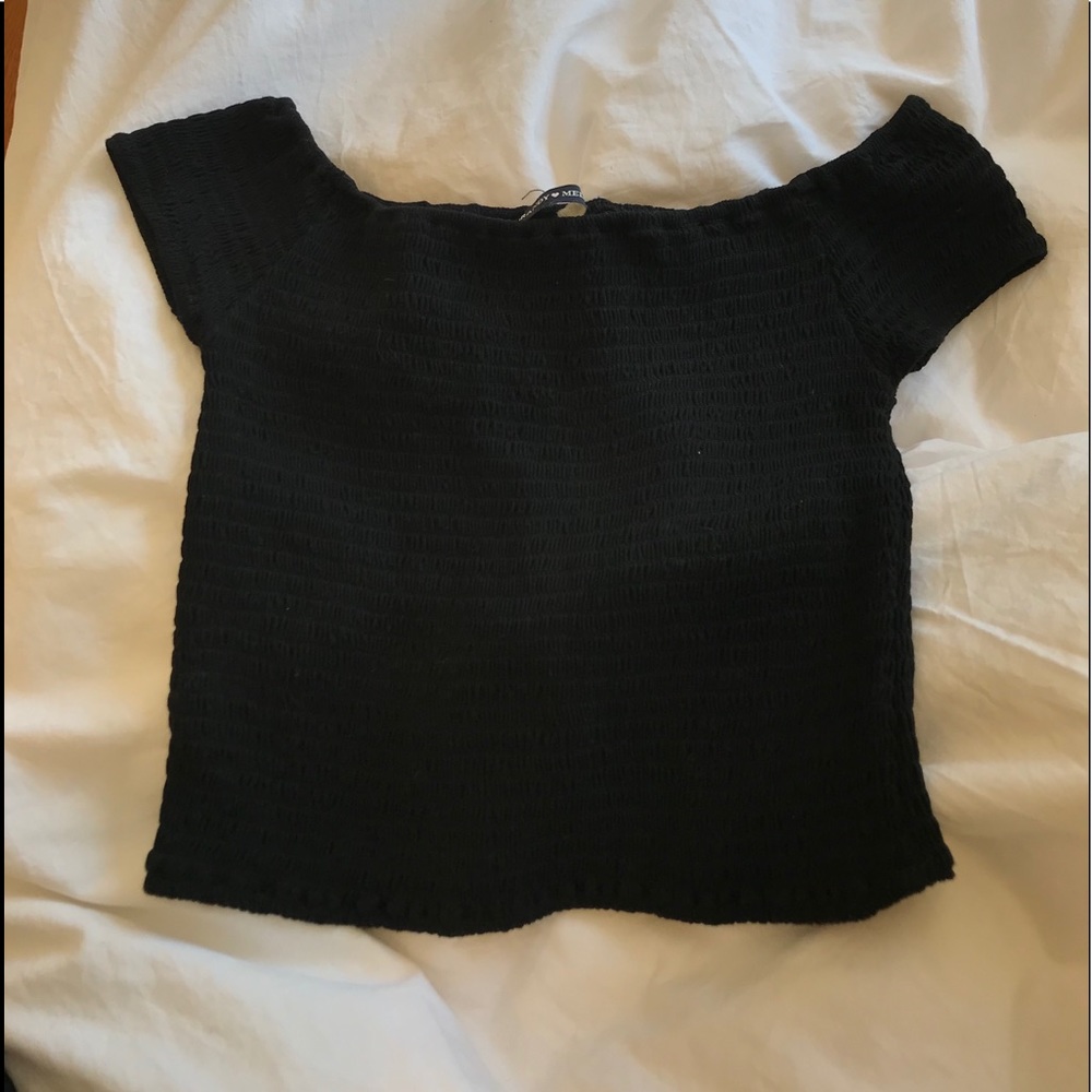Brandy Melville black scrunch top